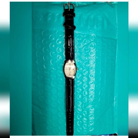 EUC Gitano Watch with Leather Band - Picture 5 of 5